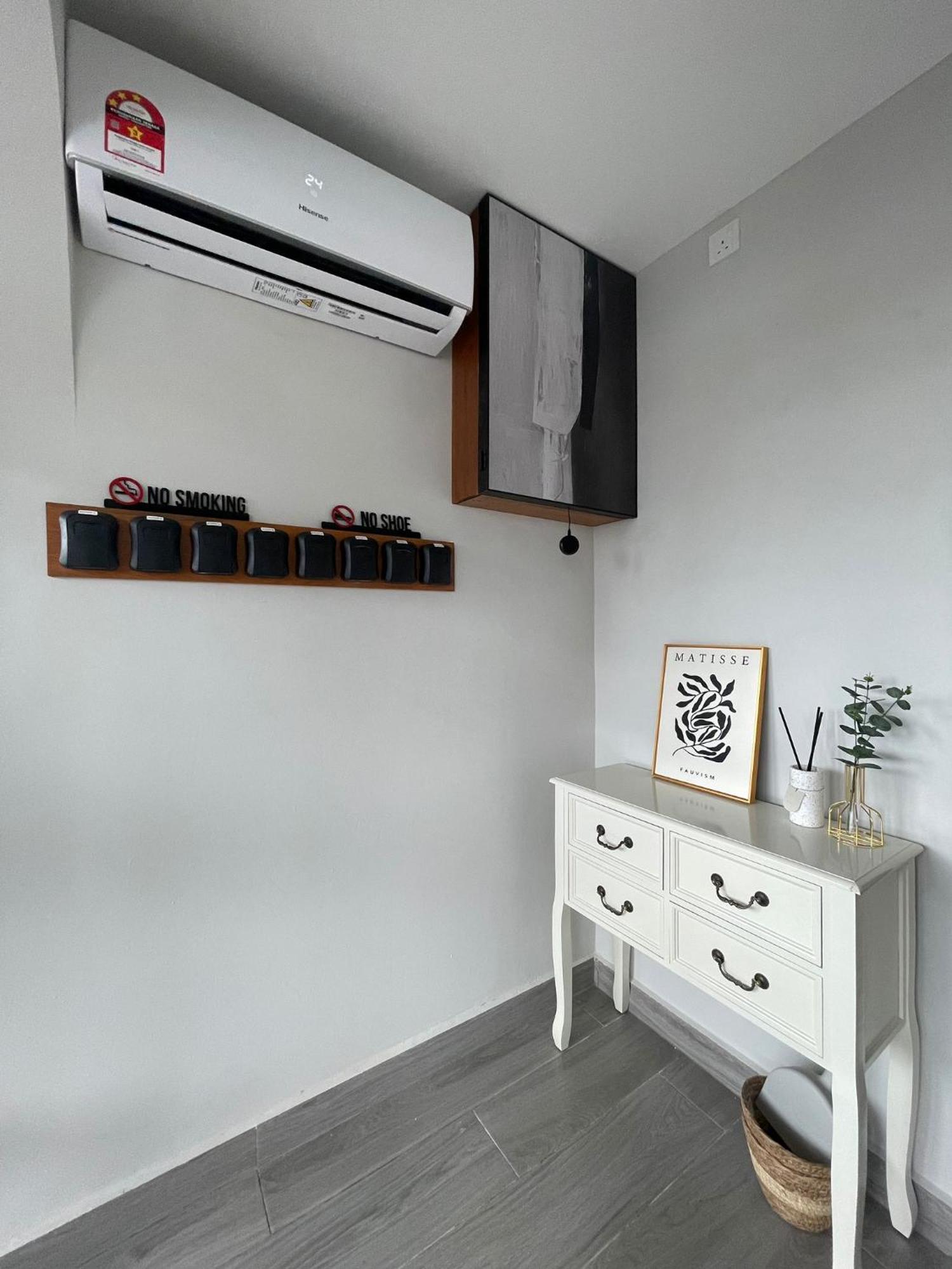 R7r3 #room3 #rusa 7 #bathroom#1min Walk Ksl Johor Bahru